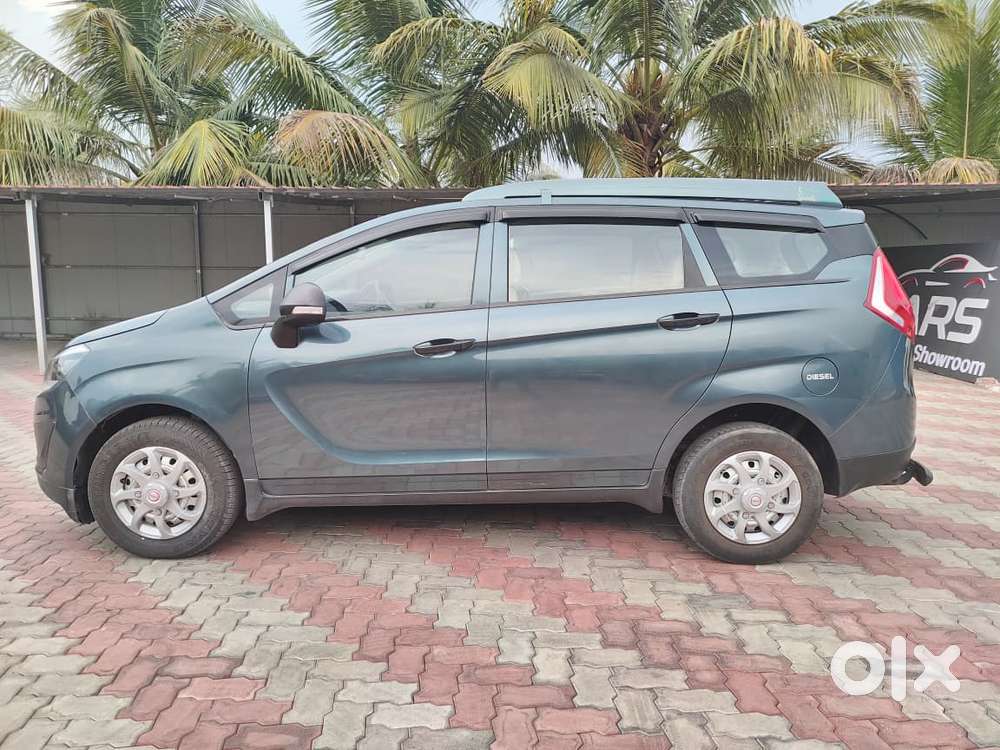 Mahindra Marazzo, 2019, Diesel