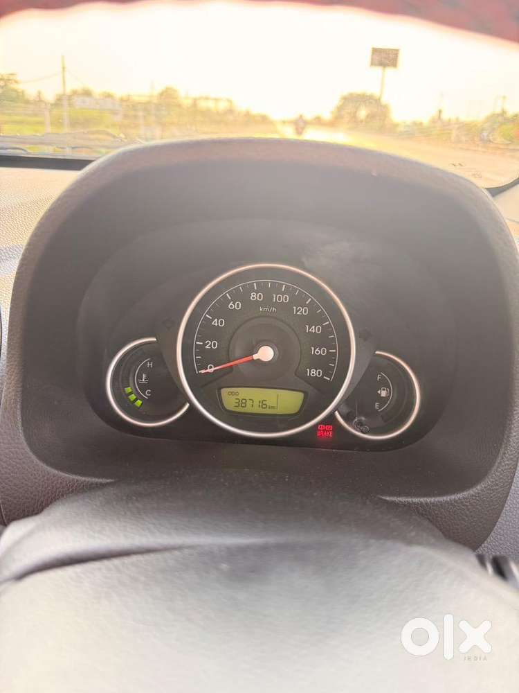 Hyundai Eon 2015 Petrol 40000 Km Driven
