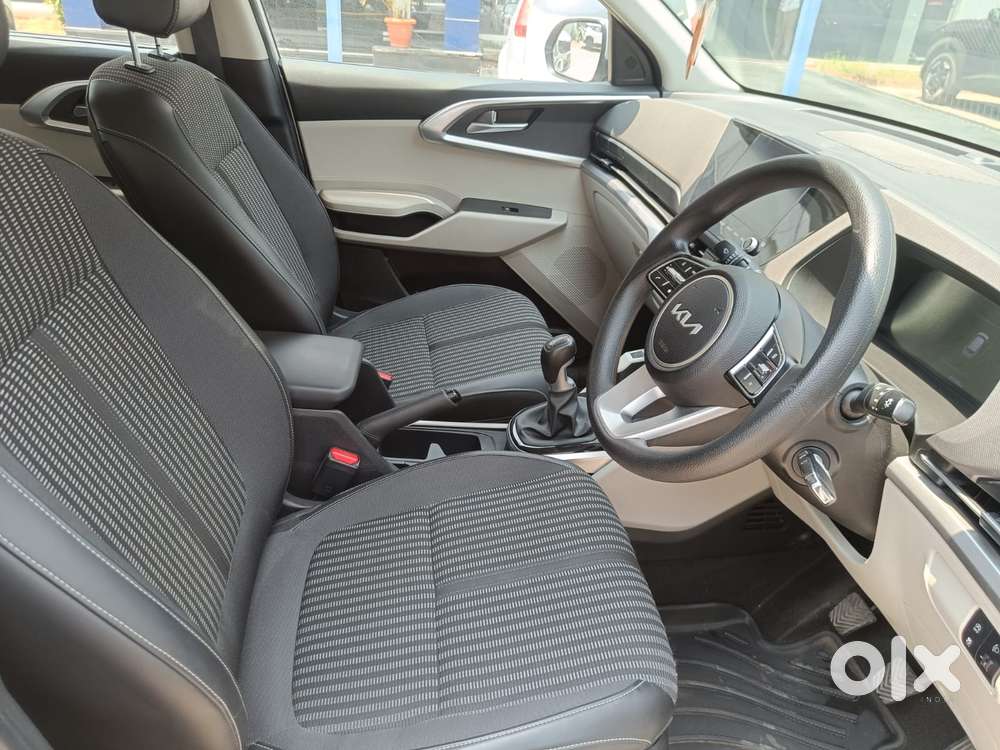 Kia Carens 1.5 Prestige 7 Str, 2023, Petrol