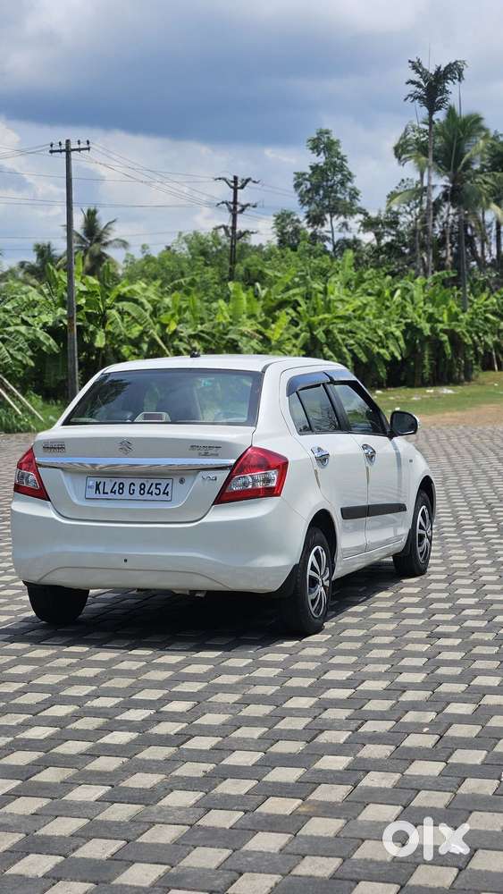 Maruti Suzuki Swift Dzire 1.3 Vxi, 2015, Petrol