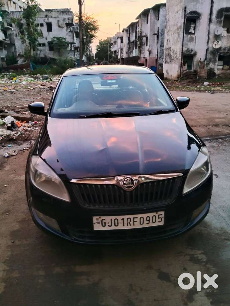 Skoda Rapid Black Colour Diesel 2014