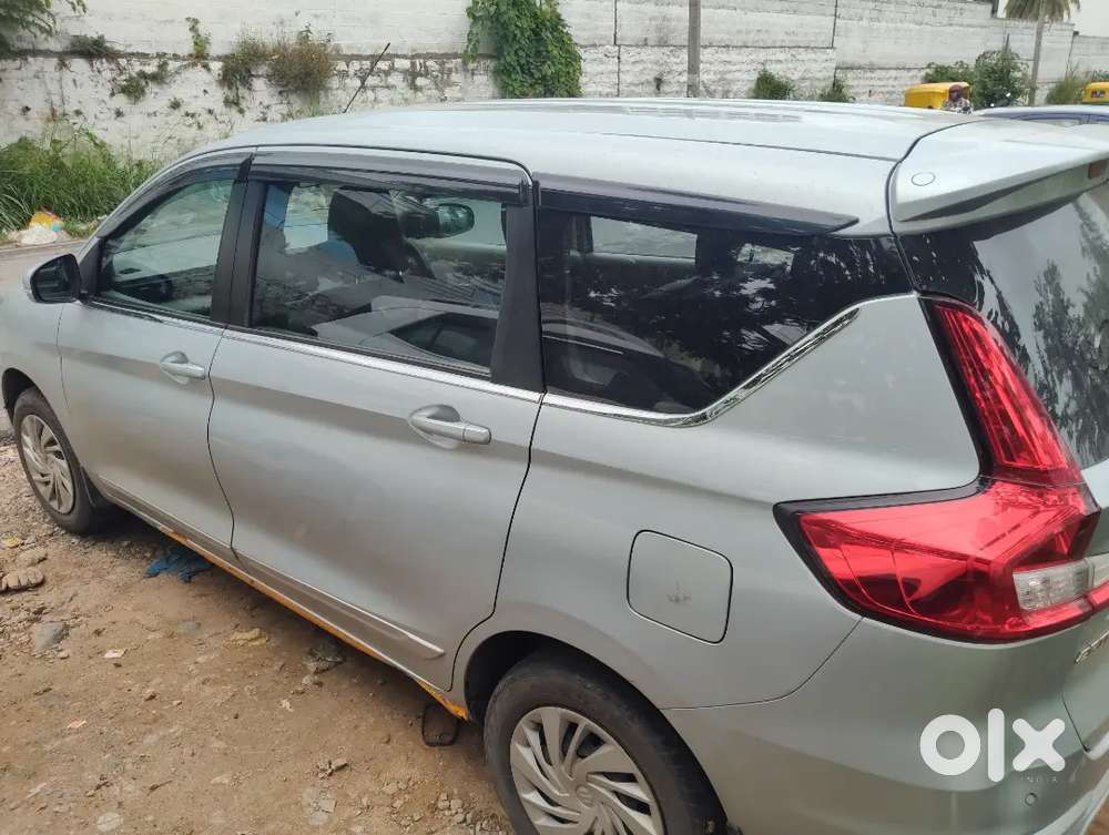 Maruti Suzuki Ertiga Vxi Cng 2025 Variant