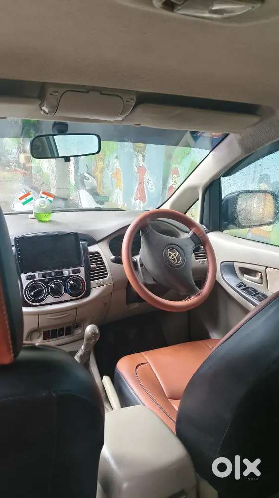 Toyota Innova Diesel 2011