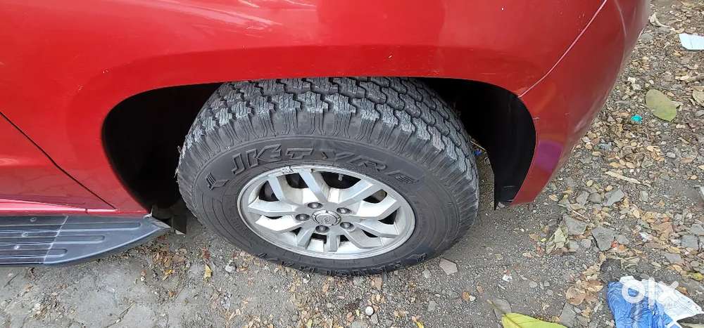 Mahindra Tuv 300 2017 Diesel Well Maintained