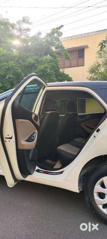 Hyundai I20 E 2014-2015 Sportz 1.4 Crdi, 2015, Diesel