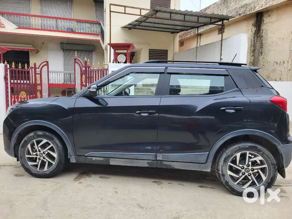 Mahindra Xuv300 2023 Petrol 34768 Km Driven