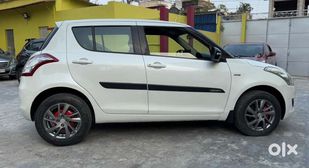 Maruti Suzuki Swift Zdi Plus, 2013, Diesel