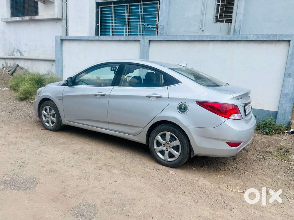 Hyundai Fluidic Verna Petrol 2013