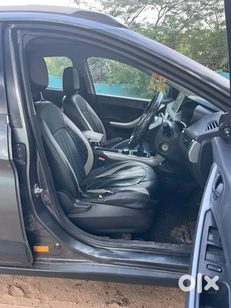 Tata Nexon 2021 Diesel 122350 Km Driven Well Maintained