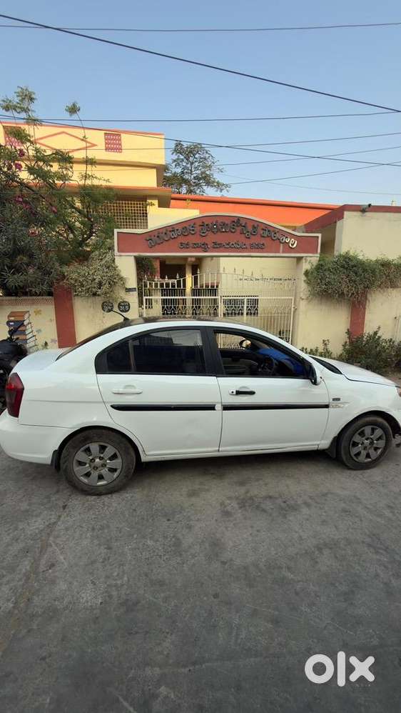 Hyundai Venue 2006 Diesel 220000 Km Driven