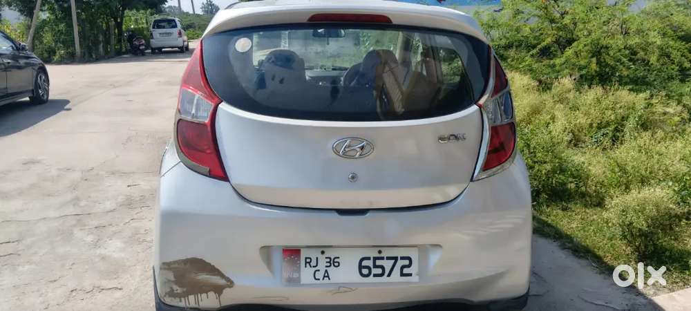 Hyundai Eon Petrol Manual 2nd Owner 2017