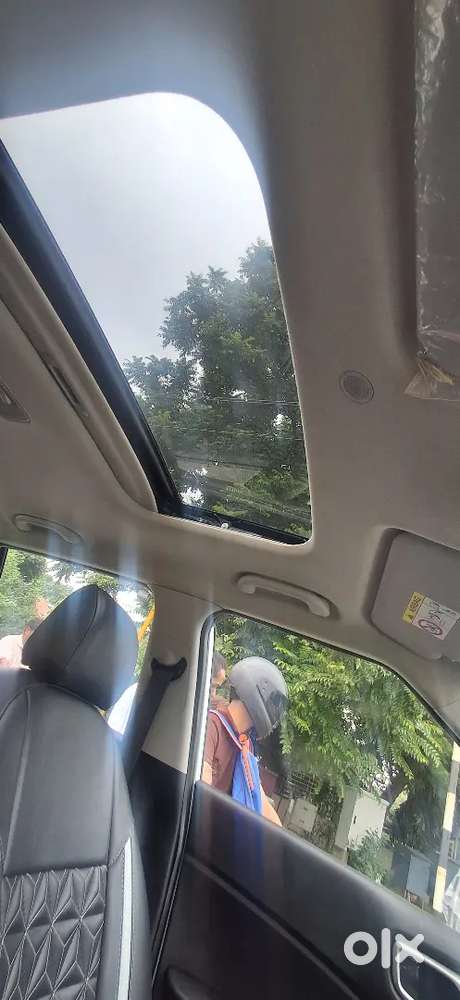 Hyundai Venue 1.0 2021 Automatic Sunroof All Service Company End Pls M