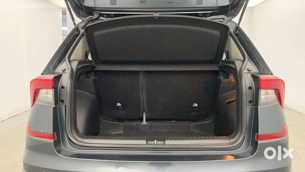 Skoda Kushaq 1.0 Tsi Style, 2023, Petrol