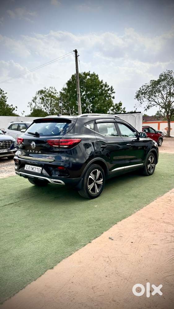 Mg Astor Petrol 2022 Savvy Red Cvt Auto