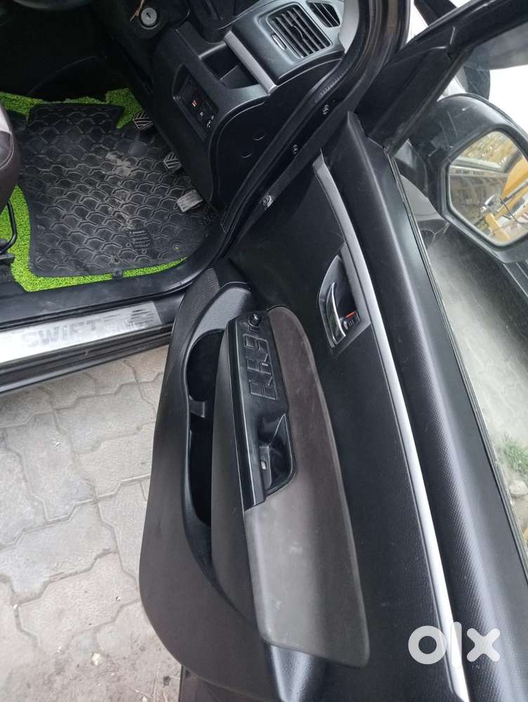 Maruti Suzuki Swift Vxi, 2018, Petrol
