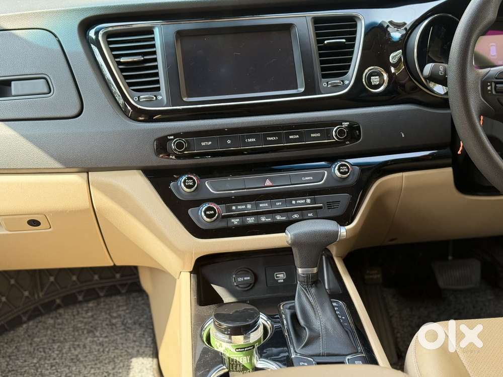 Kia Carnival Prestige, 2022, Diesel