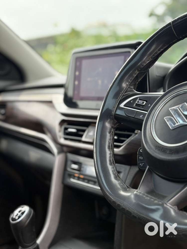 Maruti Suzuki Brezza 1.5 Zxi Plus Smart Hybrid, 2022, Petrol