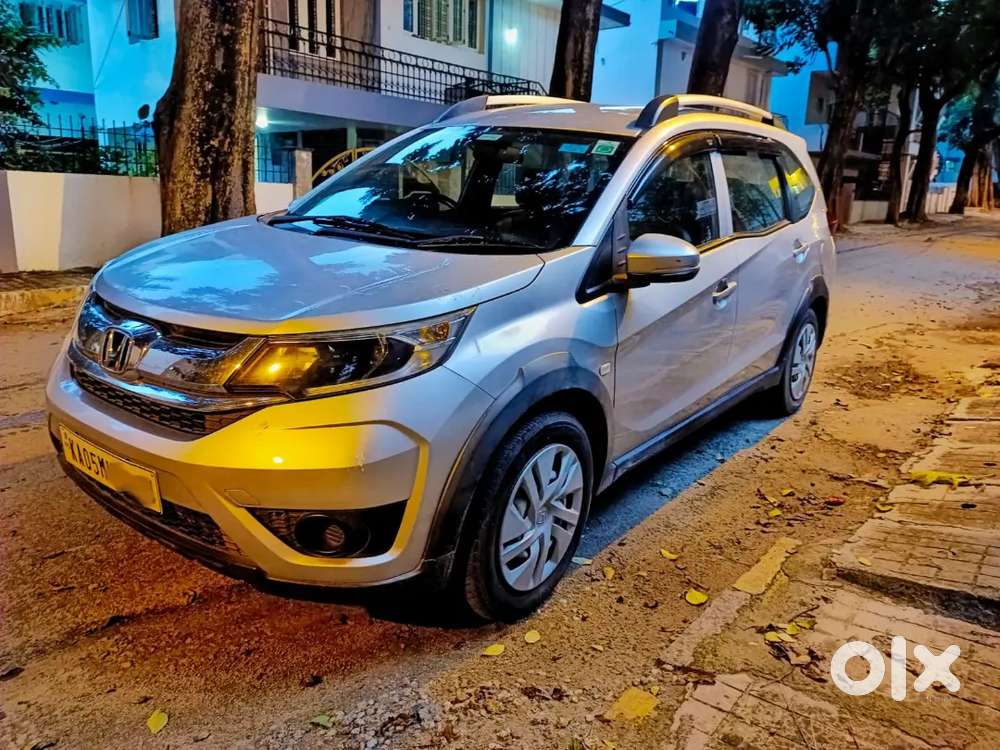 Honda Br-v 2017 Petrol  Immaculate Condition  Well Maintained