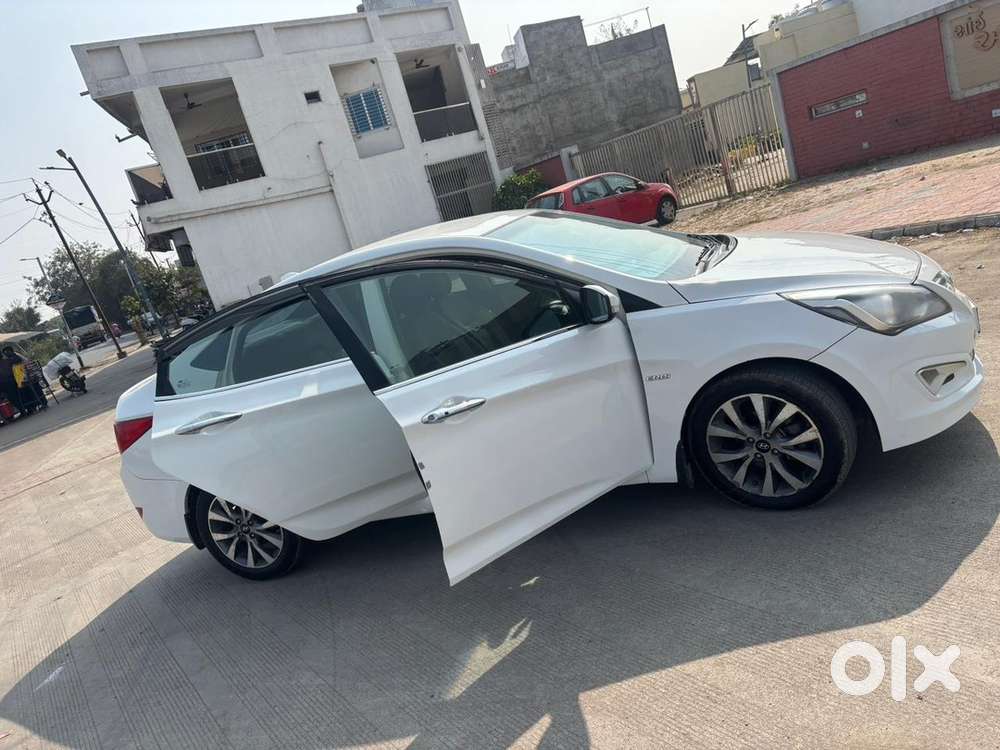 Hyundai Verna 2015 November Diesel Well Maintained