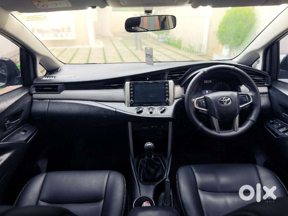 Toyota Innova Crysta [2020-ongoing] 2.4 Gx 7 Str, 2022, Diesel
