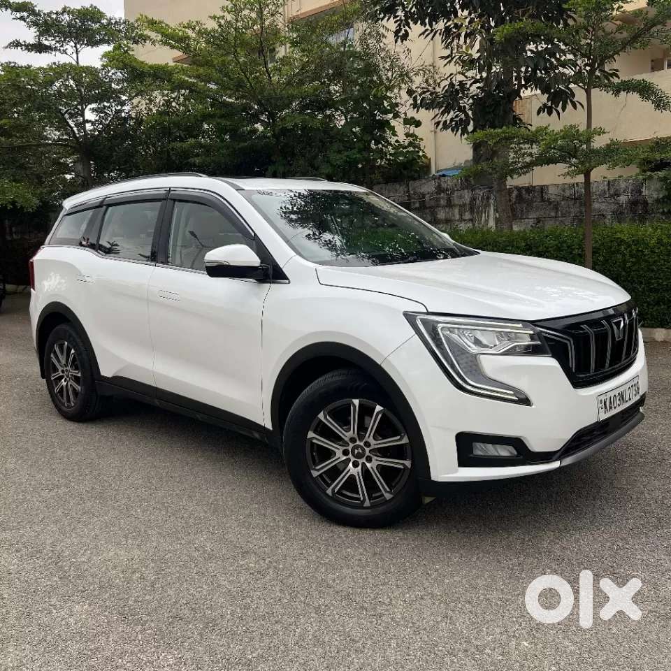 Mahindra Xuv700 2.2 Ax 7 Diesel At Str, 2022, Diesel