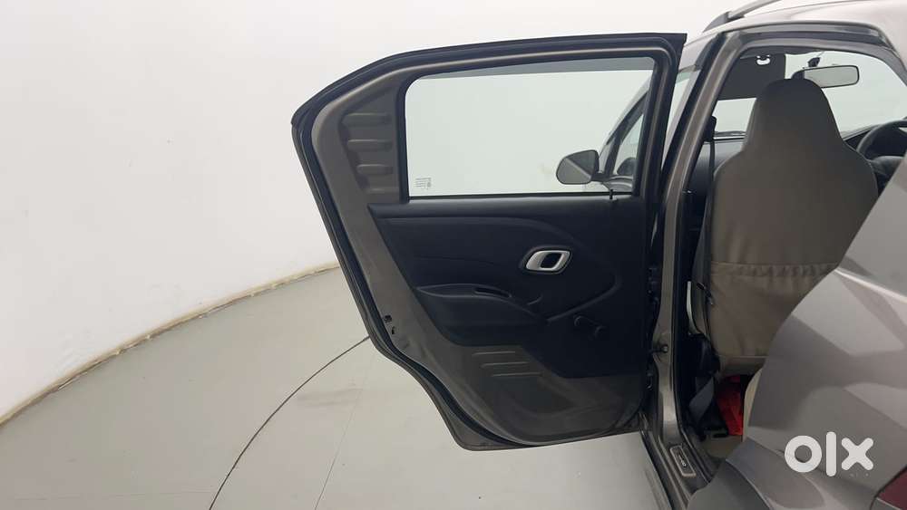 Datsun Redigo 2020-2022 1.0 T (o), 2018, Petrol