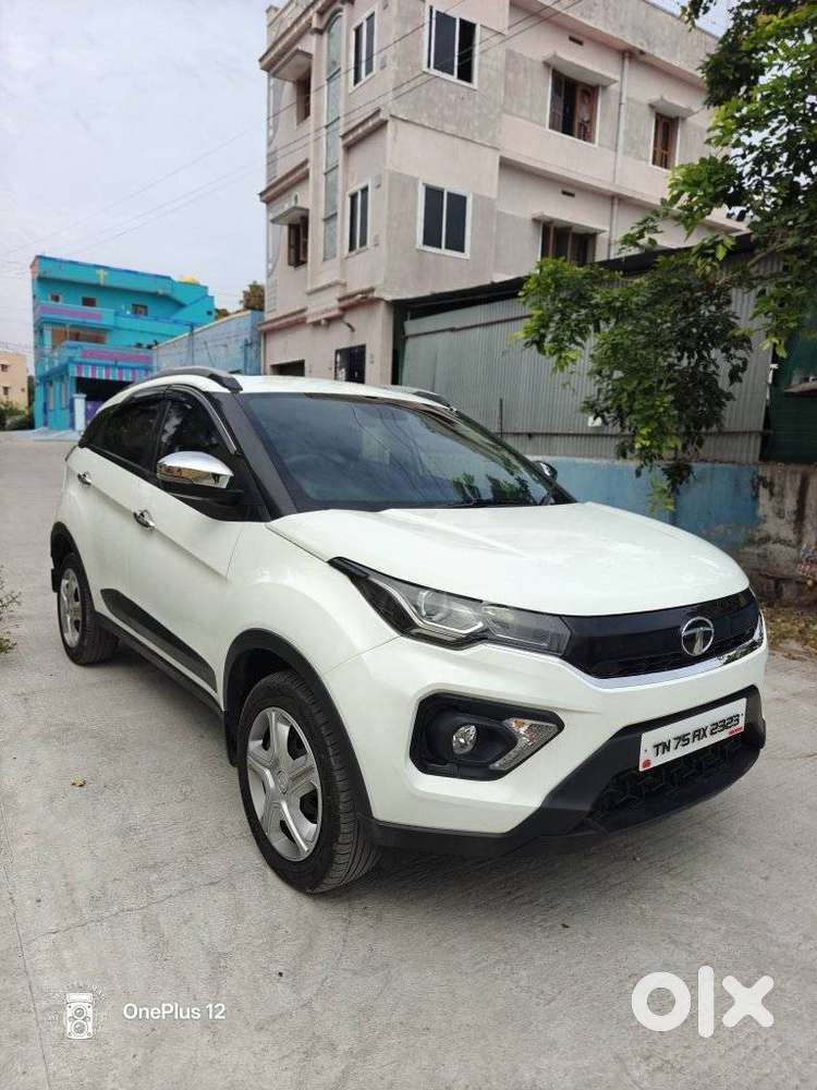 Tata Nexon 1.5 Revotorq Xm (s), 2022, Diesel
