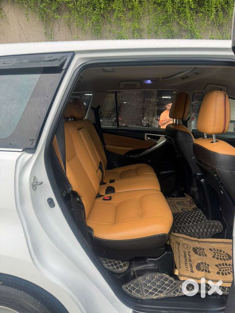 Toyota Innova Crysta 2.4 V, 2017, Diesel