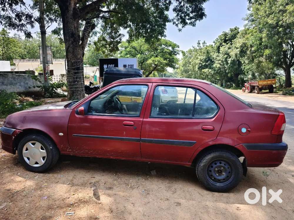 Ford Ikon 1.3l 2009 Petrol