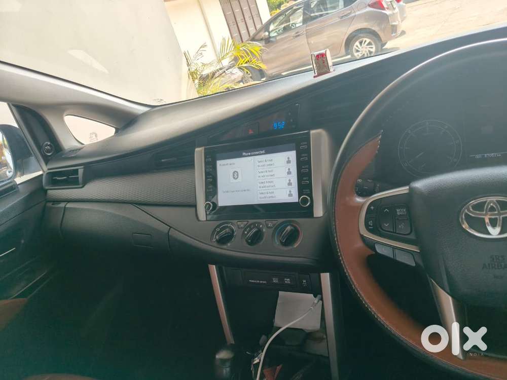Toyota Innova Crysta Diesel 2022