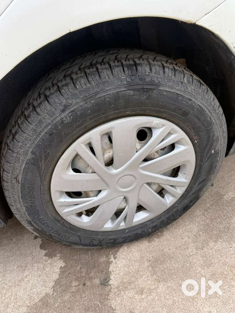 Maruti Suzuki Dzire Cng Car 2011