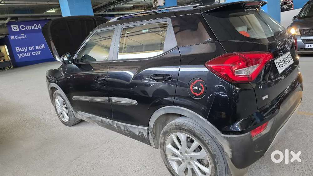 Mahindra Xuv300 2020 Petrol 37650 Km Driven