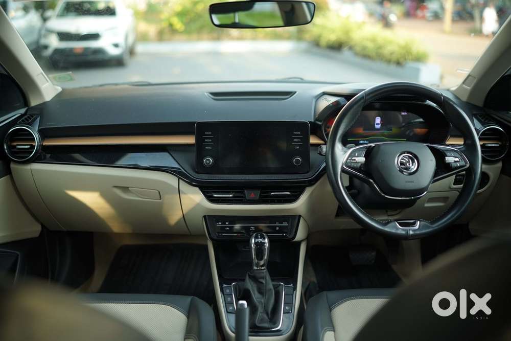 Skoda Slavia 2022 Petrol Well Maintained