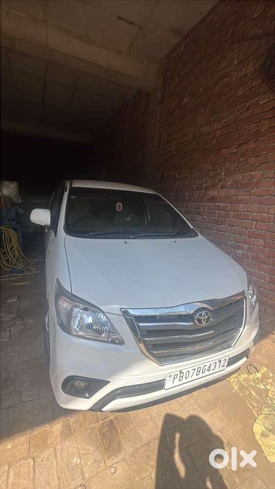 Toyota Innova Diesel Manual 2009 Km Driven