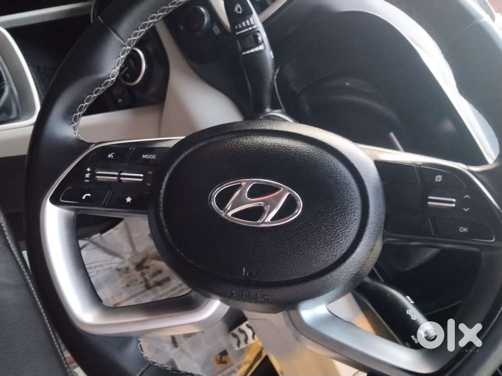 Hyundai Venue Sx Mt, 2023, Petrol
