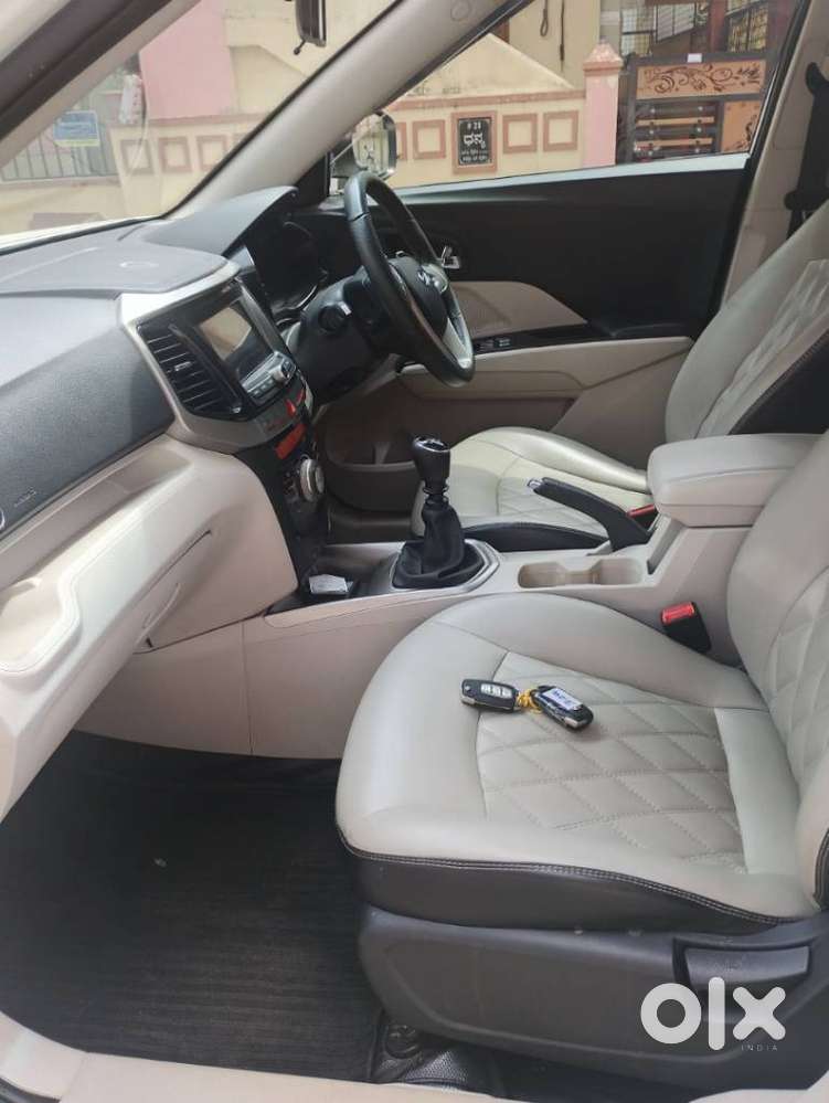 Mahindra Xuv300 W8, 2020, Petrol
