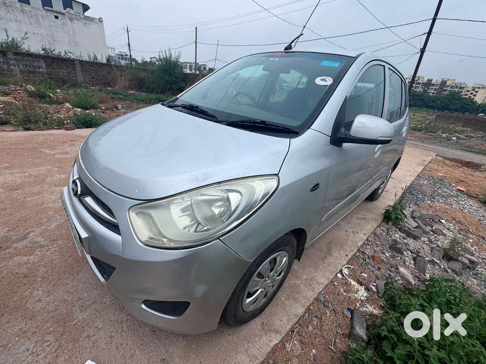 Hyundai I10 Sportz 2012 Model