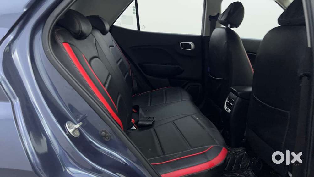 Hyundai Venue 1.2 S Plus, 2022, Petrol