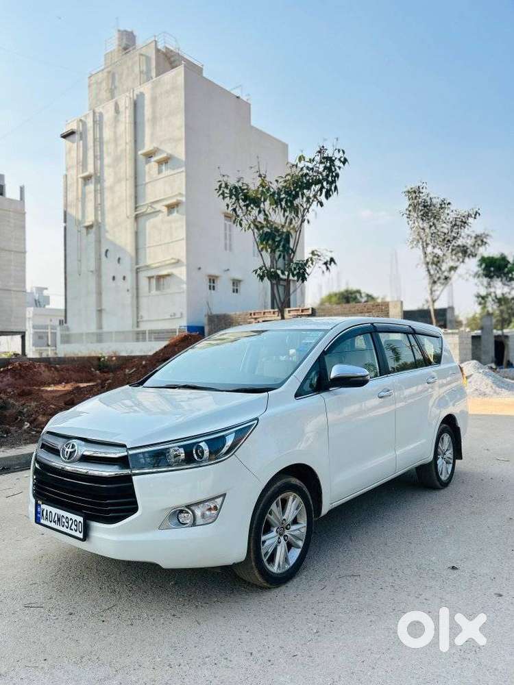 Toyota Innova Crysta
