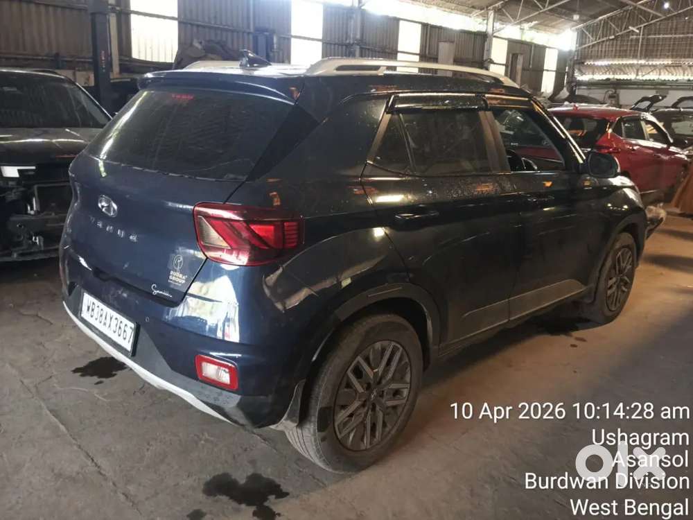 Hyundai New Venue 2021 Diesel Well Maintained