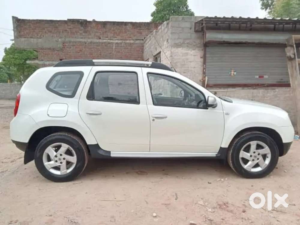 Renault Duster 2014 Petrol 185000 Km Driven