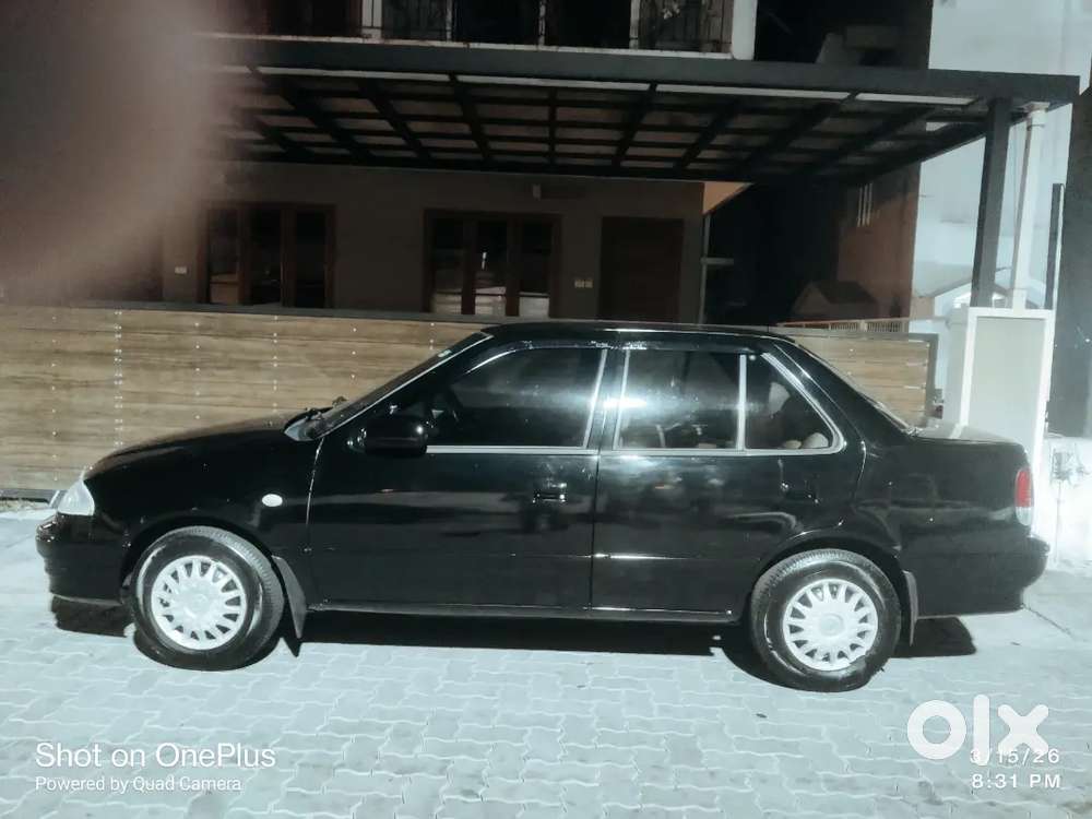 Maruti Suzuki Esteem 2005 Petrol