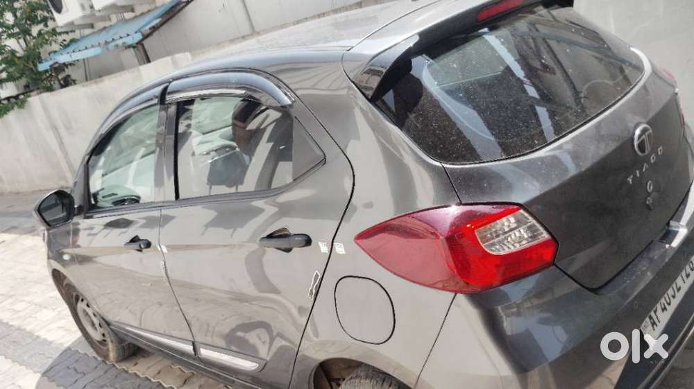 Tata Tiago 1.2 Revotron Xe Cng, 2025, Cng & Hybrids