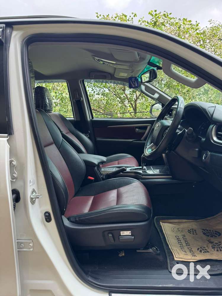 Toyota Fortuner Leader Edition (at), 2025, Diesel