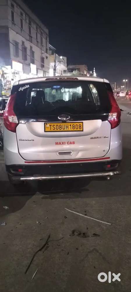 Mahindra Marazo