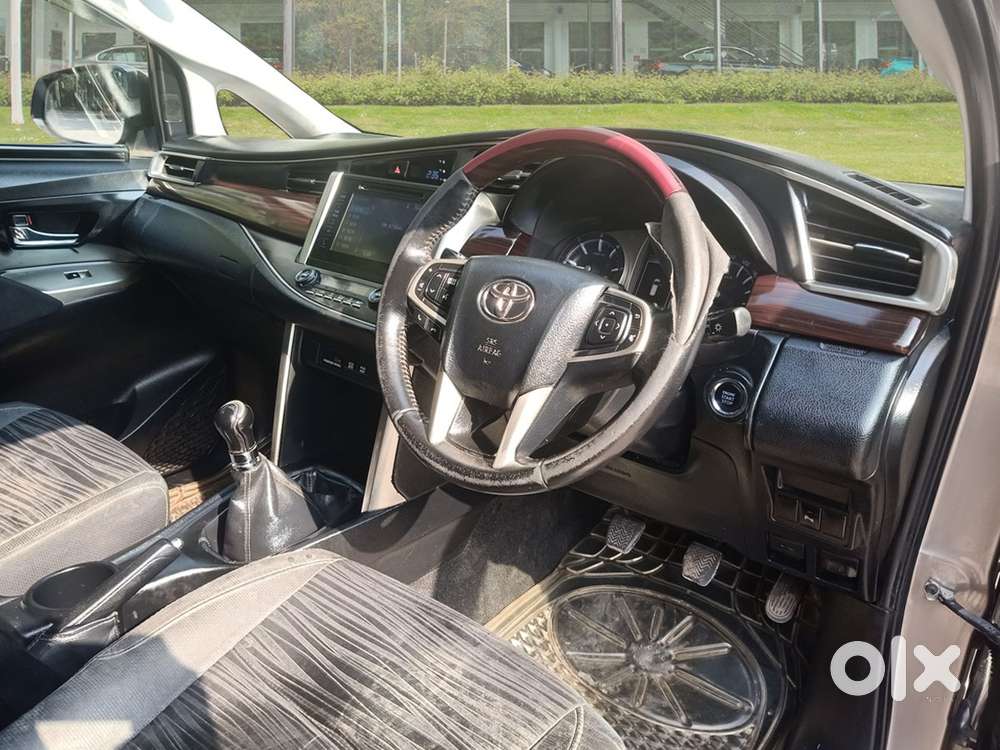 Toyota Innova Crysta 2.4 V, 2017, Diesel