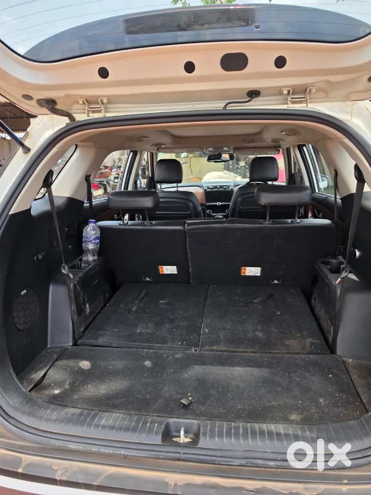 Hyundai Alcazar 2023 Diesel Well Maintained