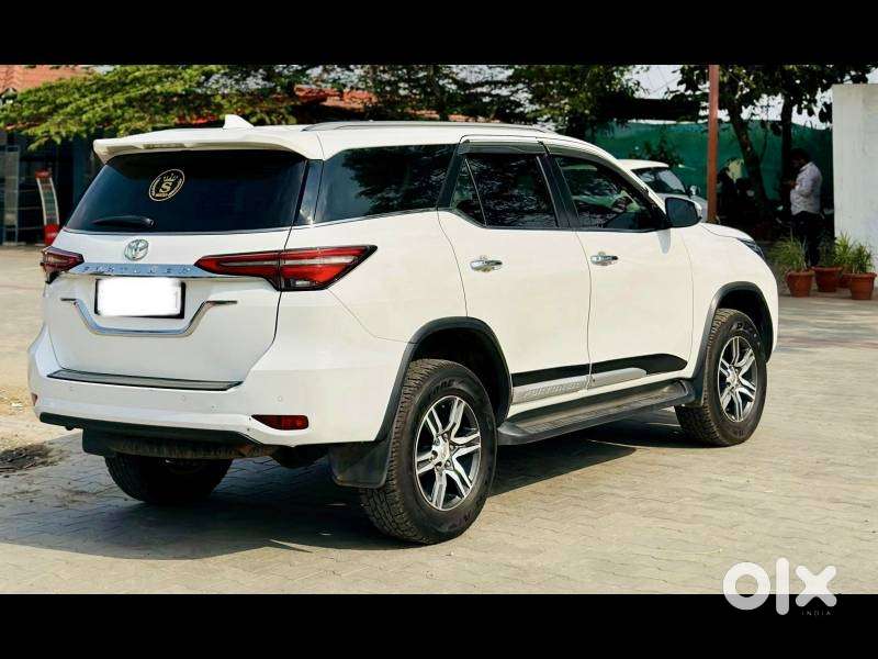 Toyota Fortuner 4x2 At 2.8 Diesel, 2022, Diesel