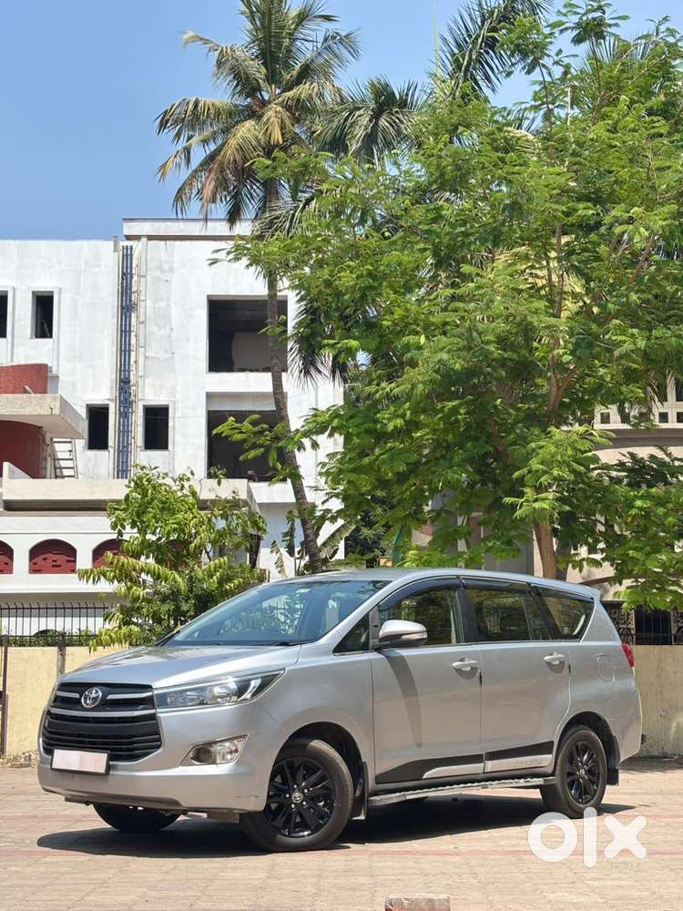 Toyota Innova Crysta 2.4 G Mt, 2017, Diesel