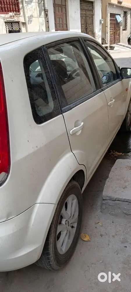 Ford Figo Diesel Zxi 2014